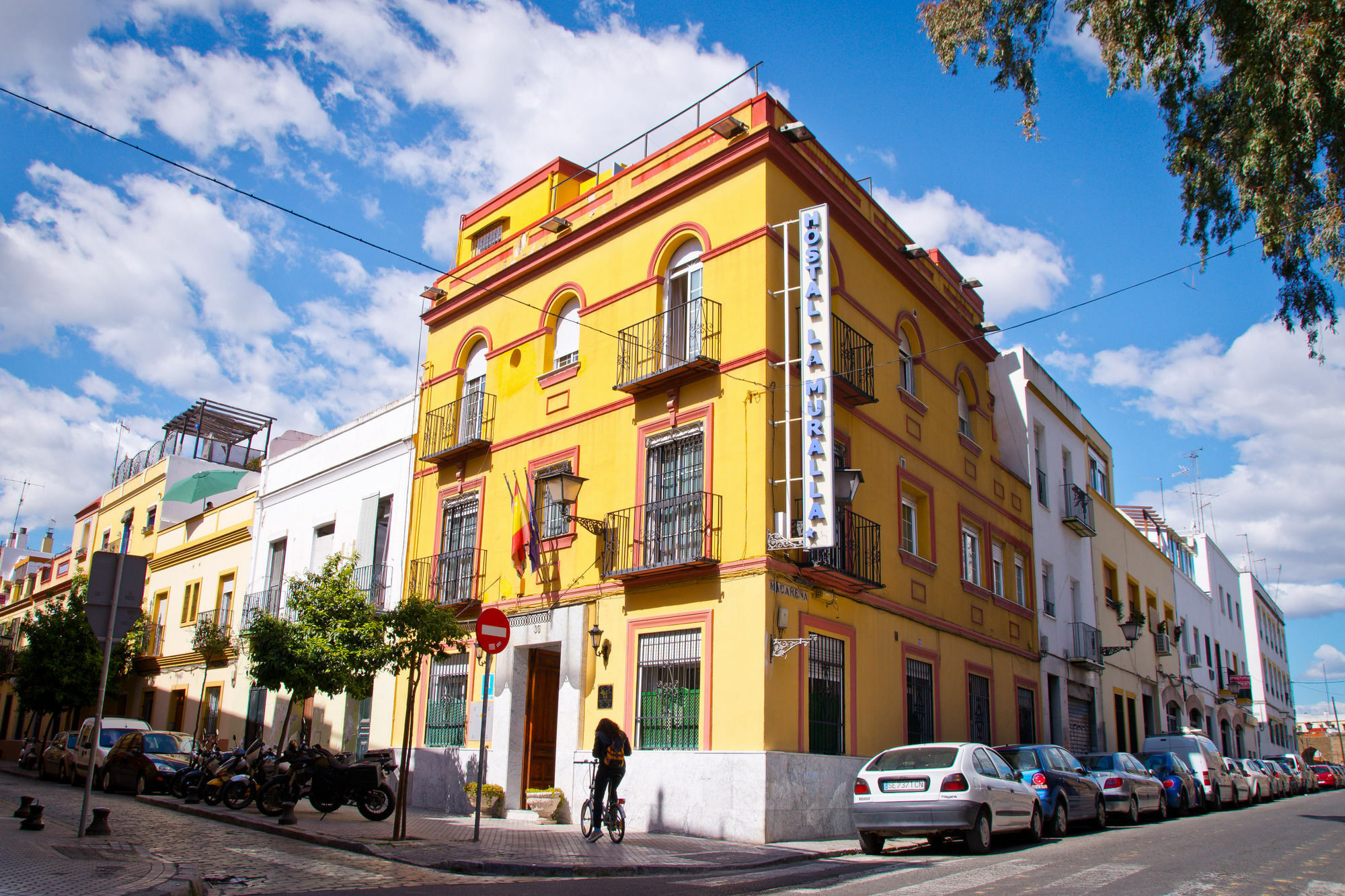 La Muralla Guest house Seville
