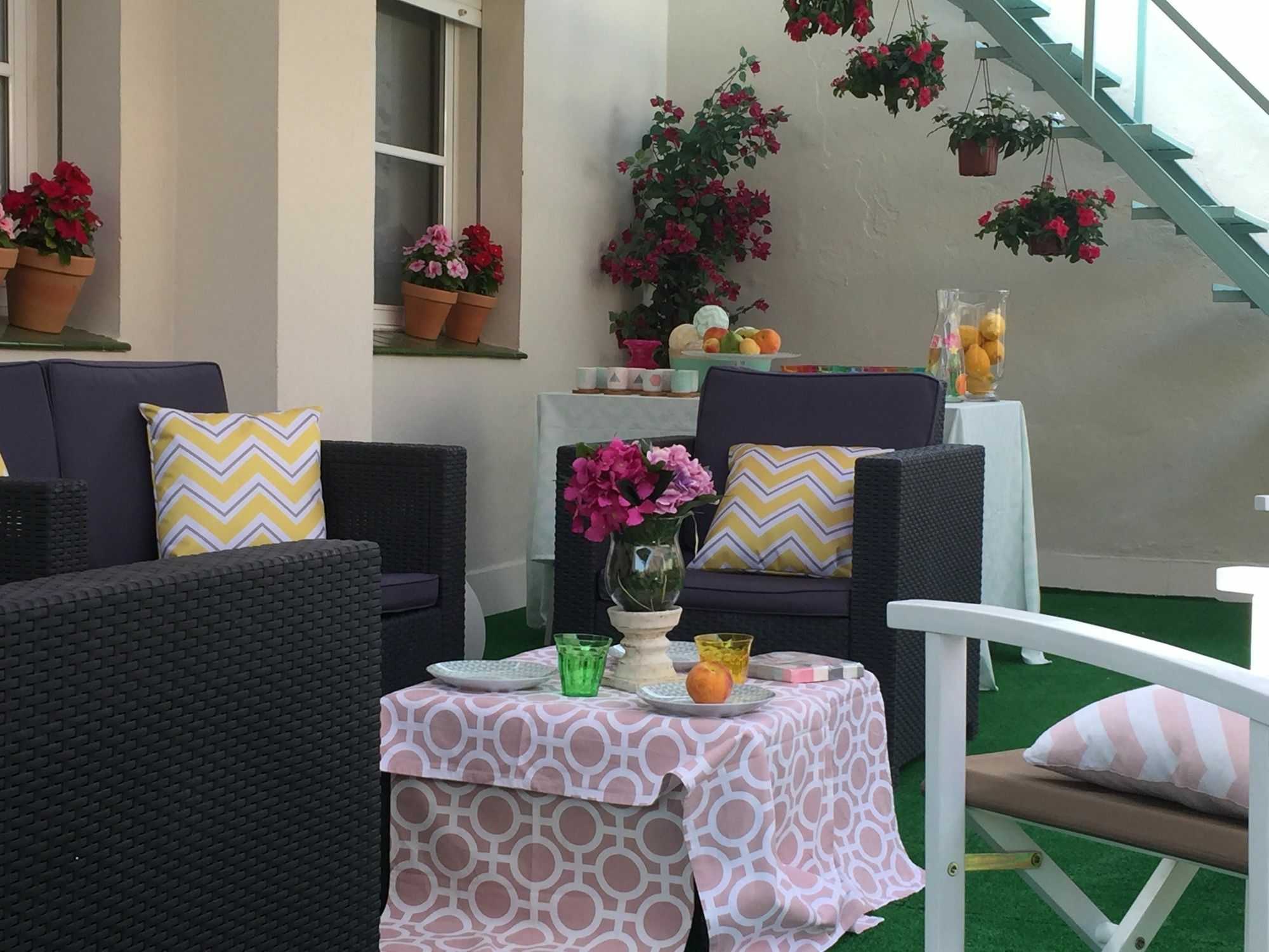 Nuea Alameda Guest house 2*