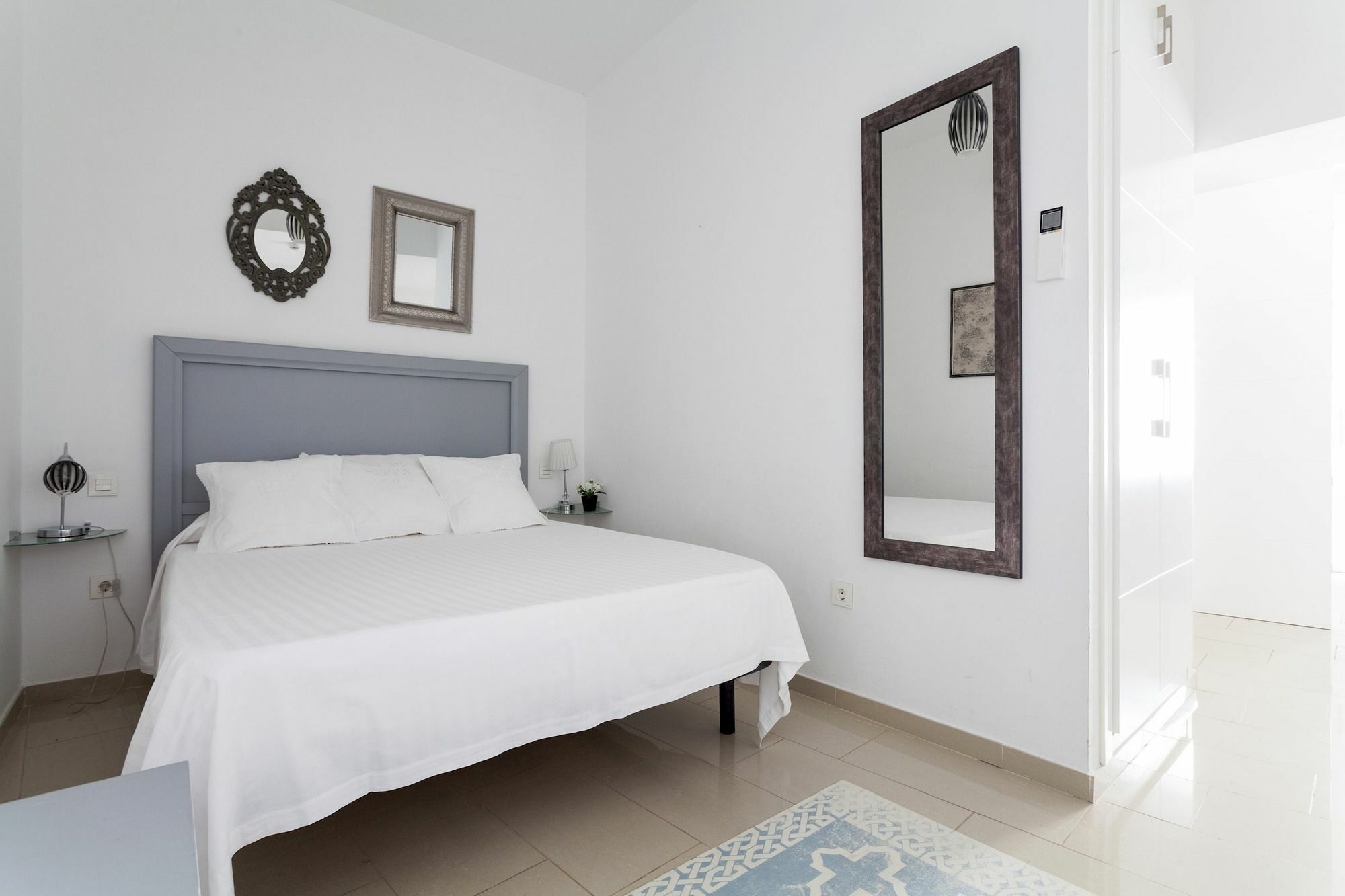 Apartment - Plaza Nueva