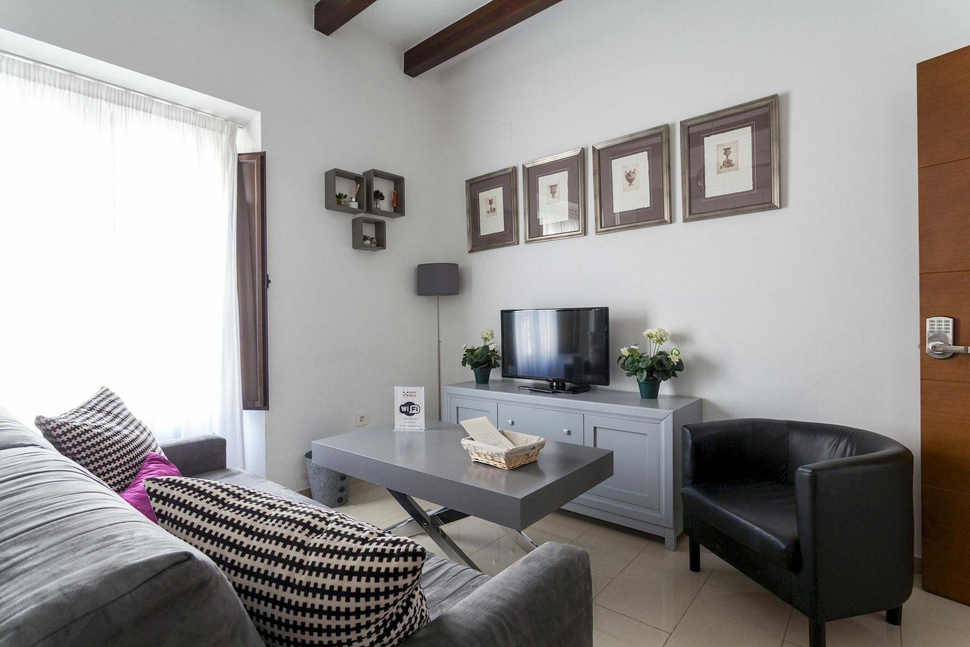 Apartment - Plaza Nueva *