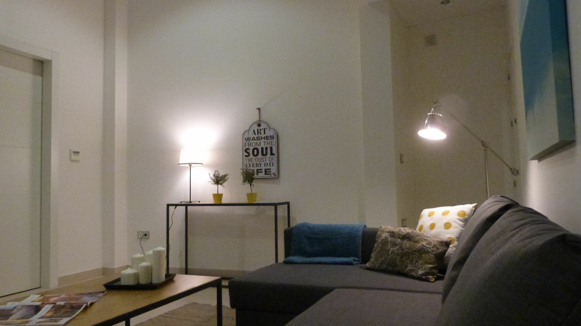 Guzman El Bueno Apartment *