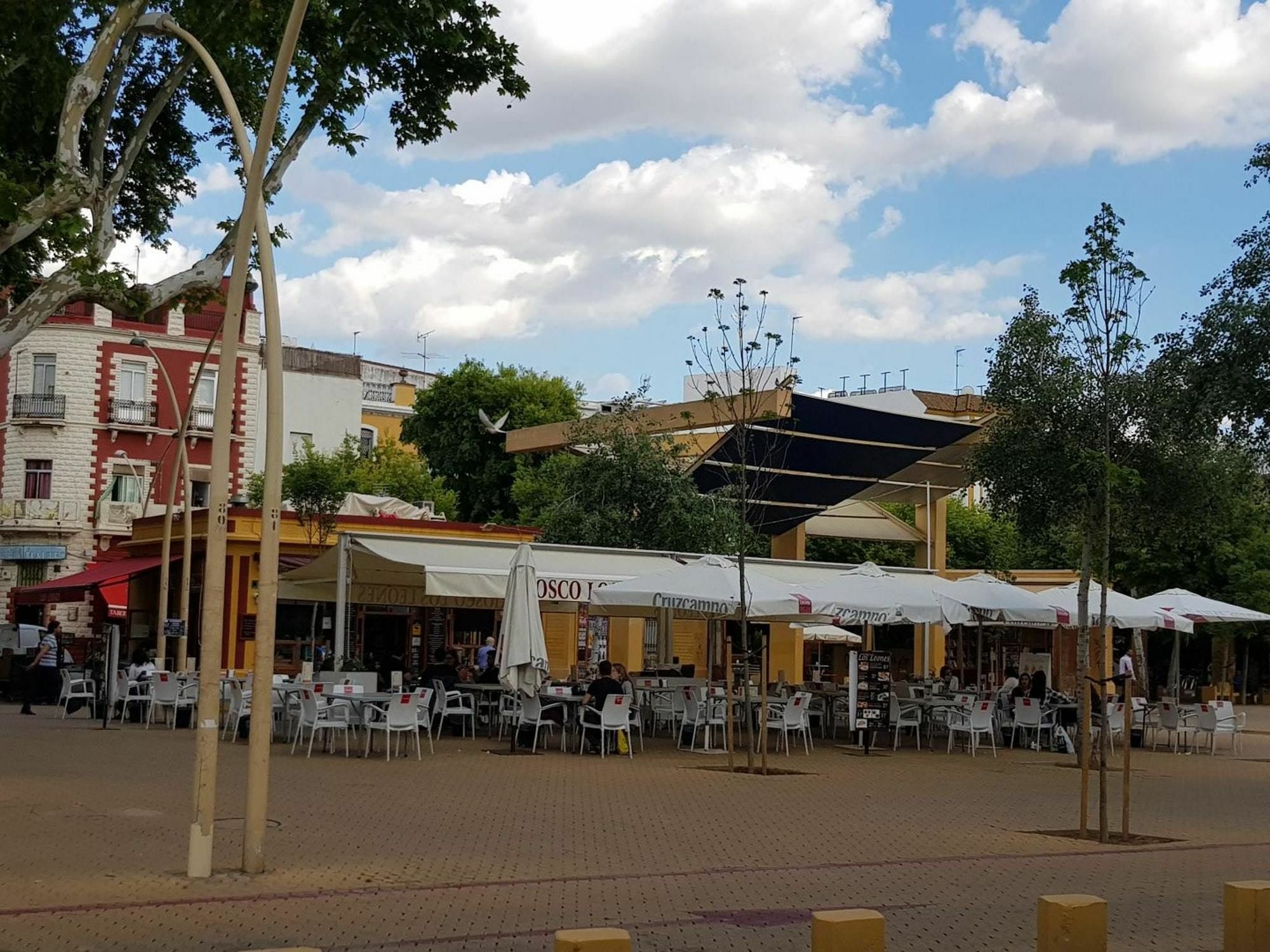 With 2 Bedrooms In Sevilla, With Wifi Apartment