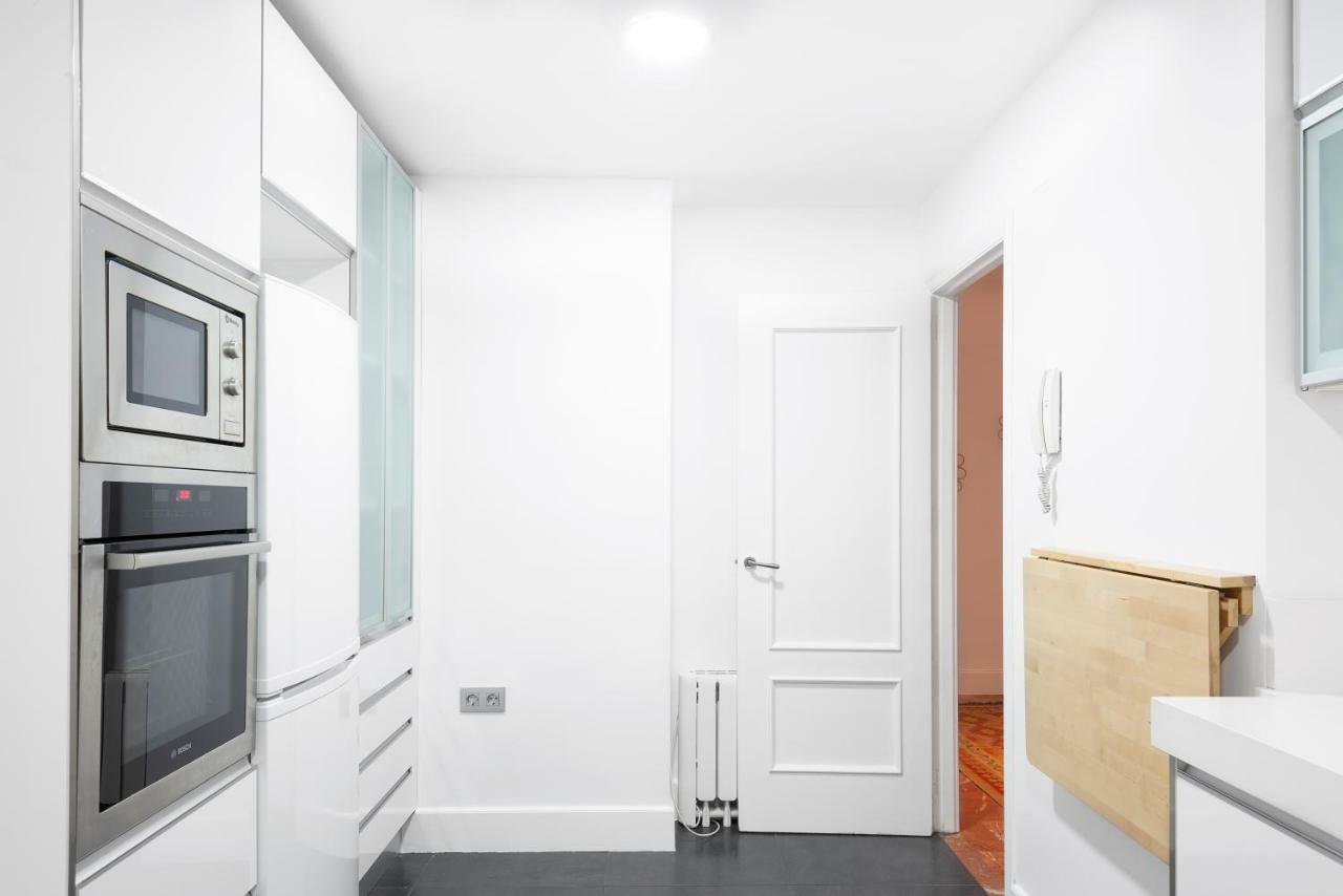 Apartment Alterhome Reina Mercedes Seville