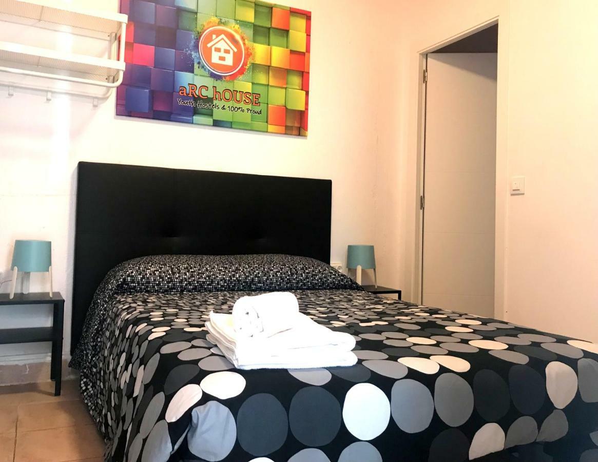 Arc House (adults Only) Hostel *