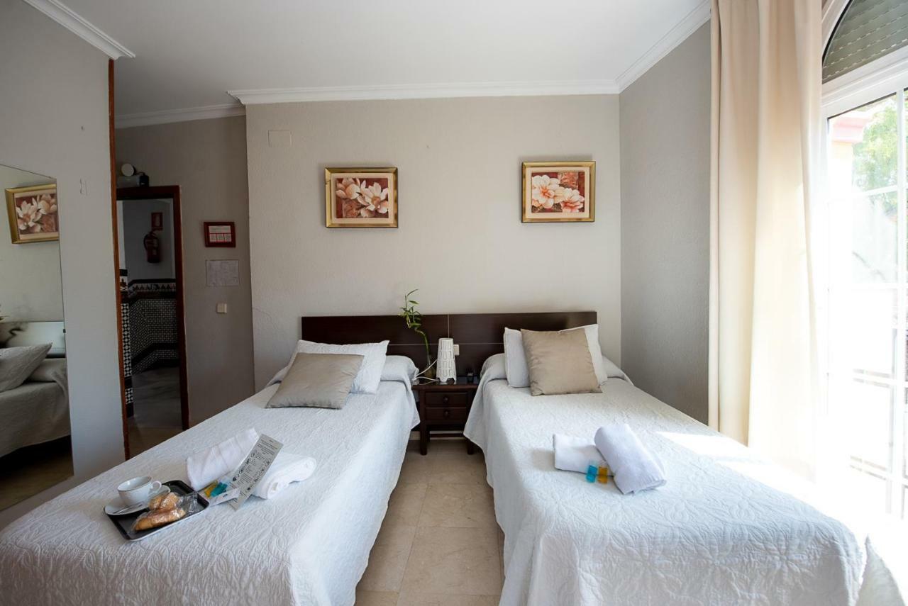 La Muralla Guest house Seville