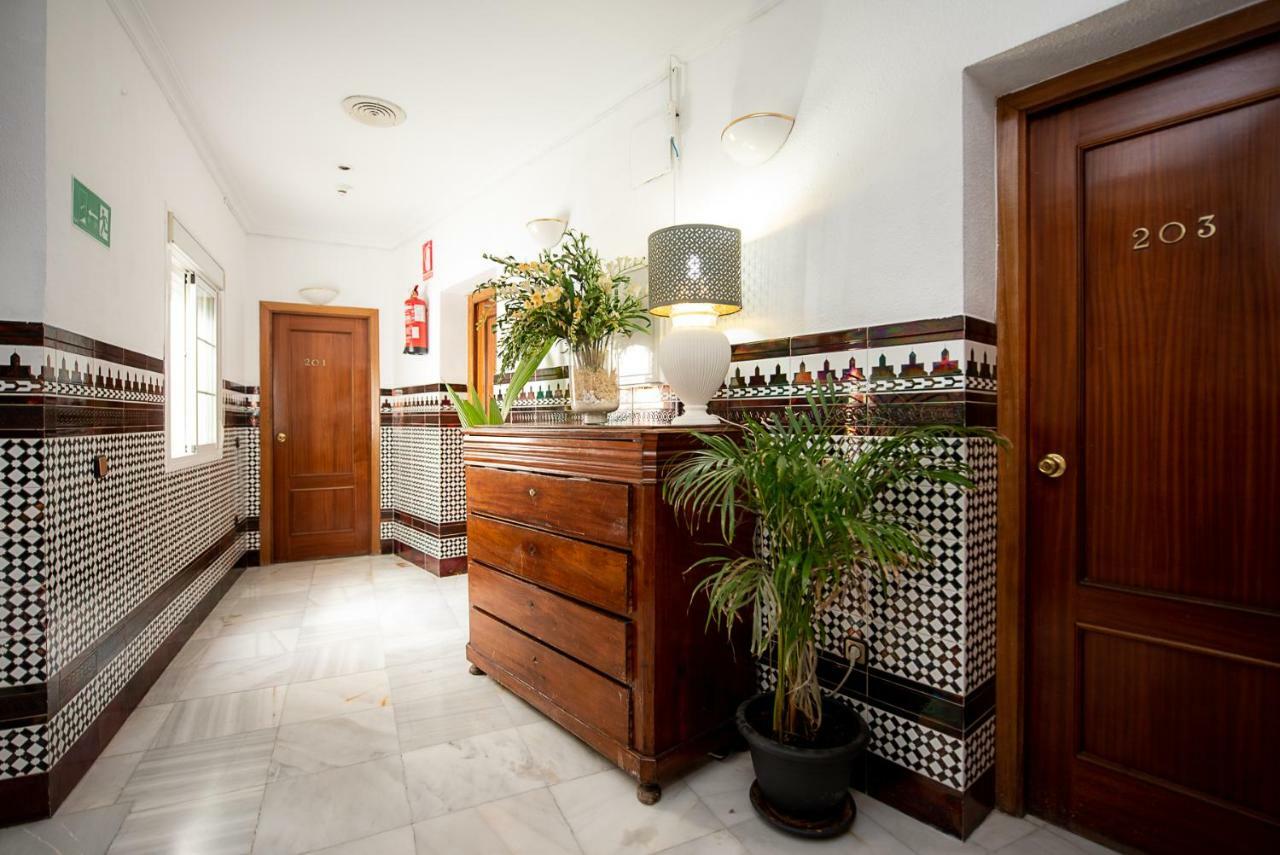 Guest house La Muralla Seville