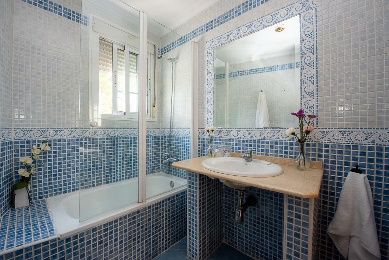 Guest house La Muralla Seville