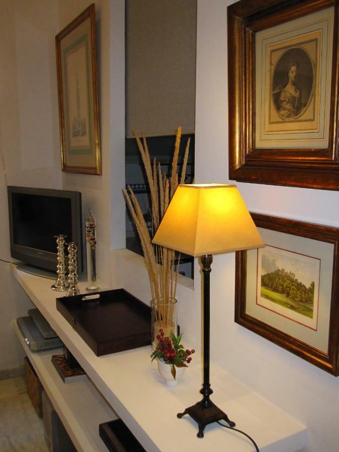 En Centro Histórico Con Parking Gratis Sevilla