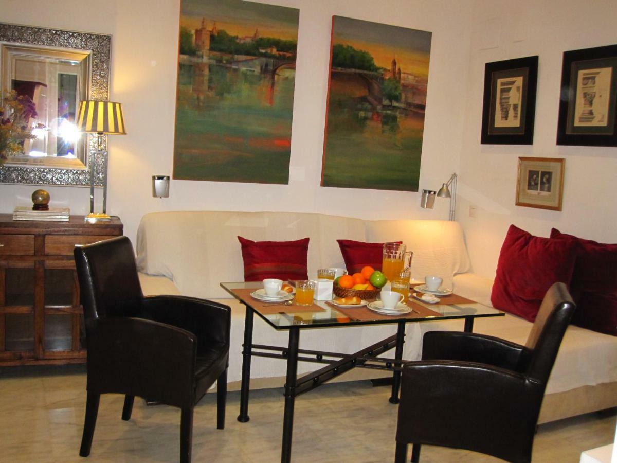 En Centro Histórico Con Parking Gratis Apartamento *