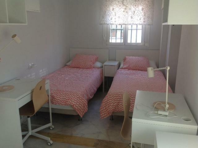 Apartment Colegio Mayor Careu - Women Only - Community