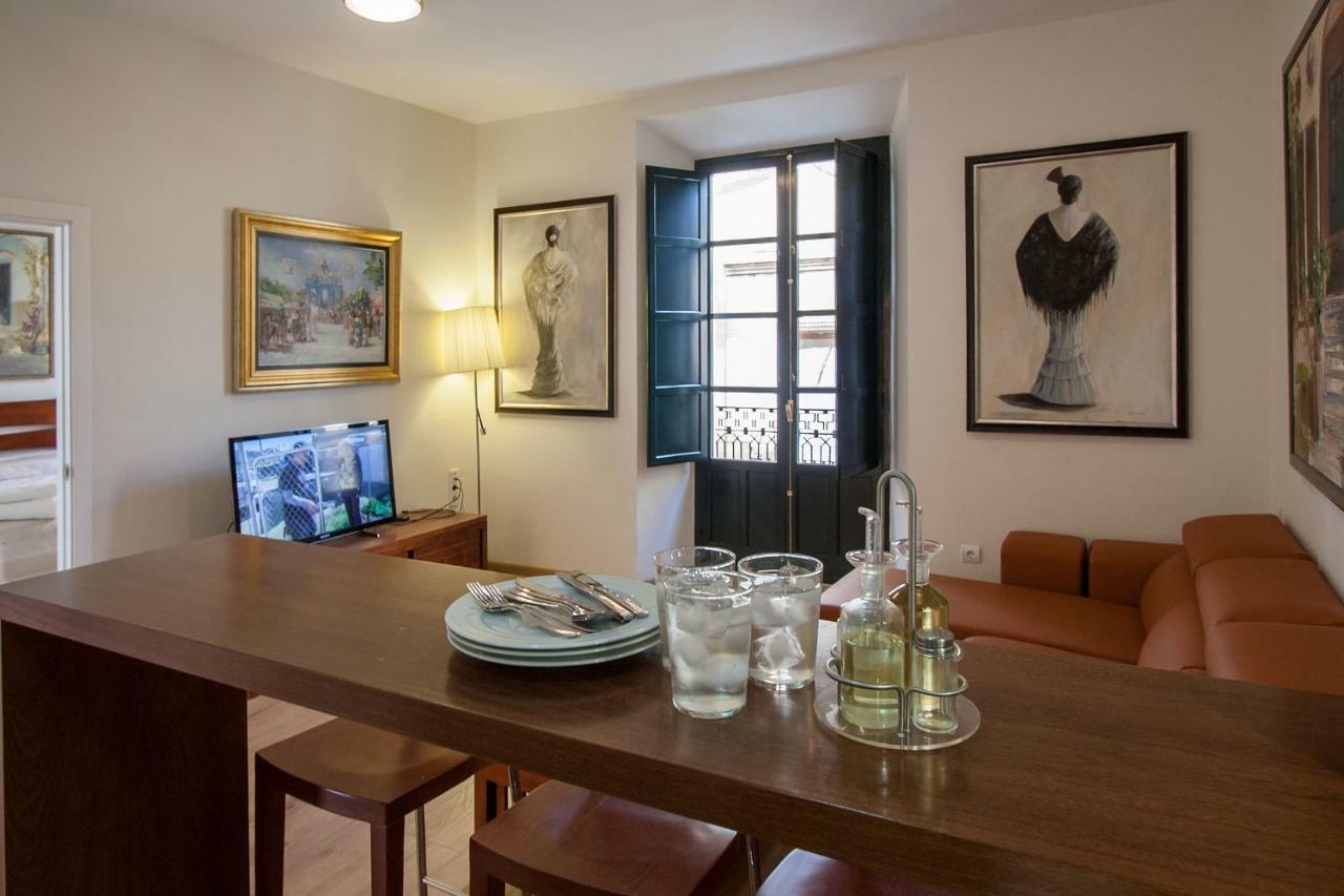 Escapada Romantica, 2 Pax, Centro Historico Seville