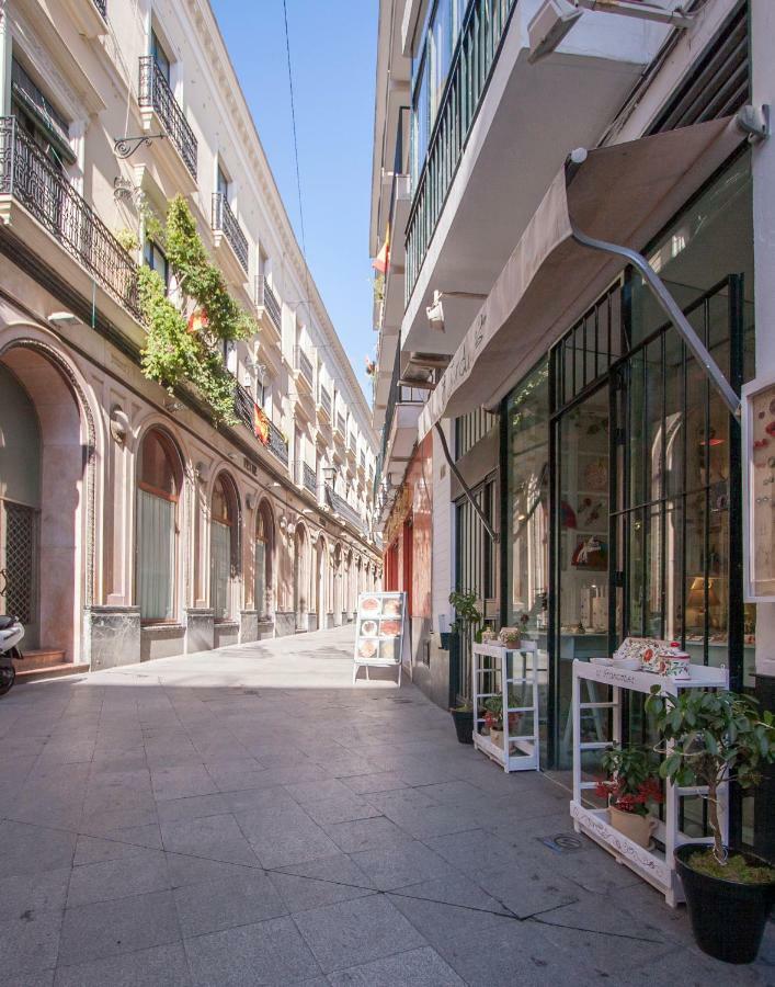 Escapada Romantica, 2 Pax, Centro Historico Seville
