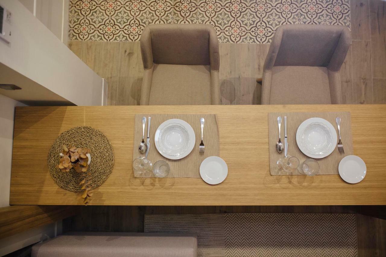 O&L Byron Suites Apartment