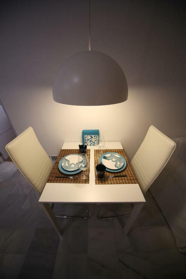 Llaves De San Pedro Apartment Seville