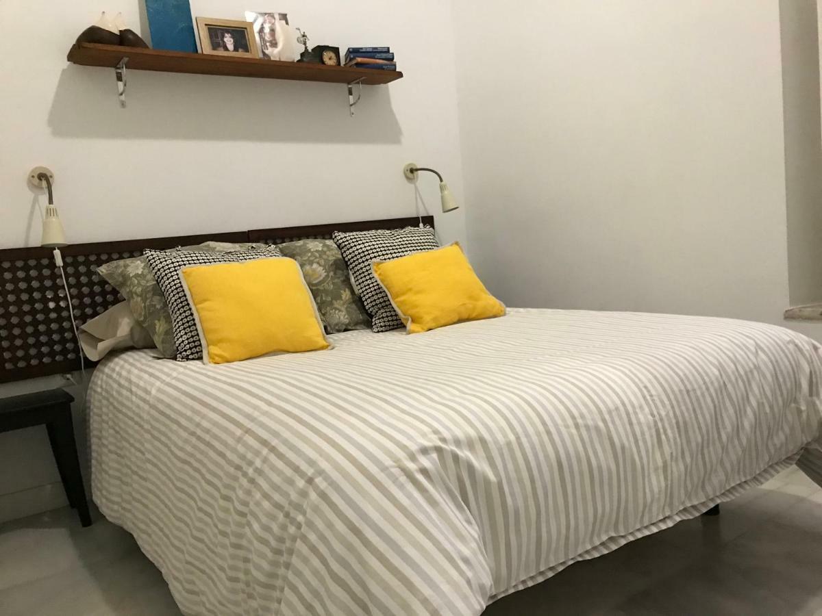Jesus Del Gran Poder 11 Apartment