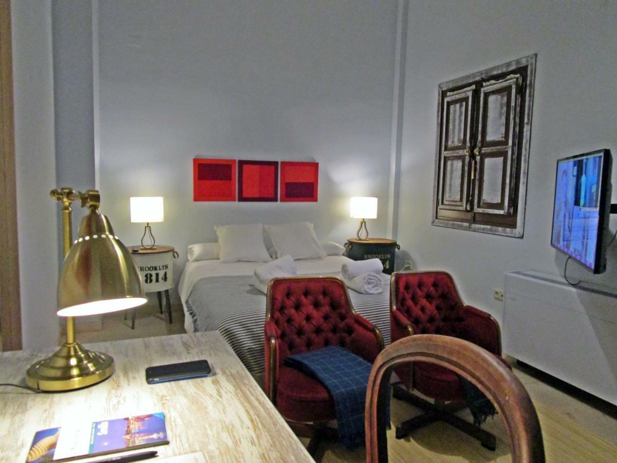 Caballerizas Apartment *