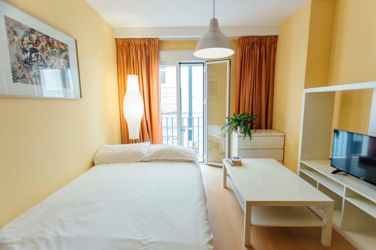 Bright And Wide 1bd 2bth- Jose Gestoso Apartment *