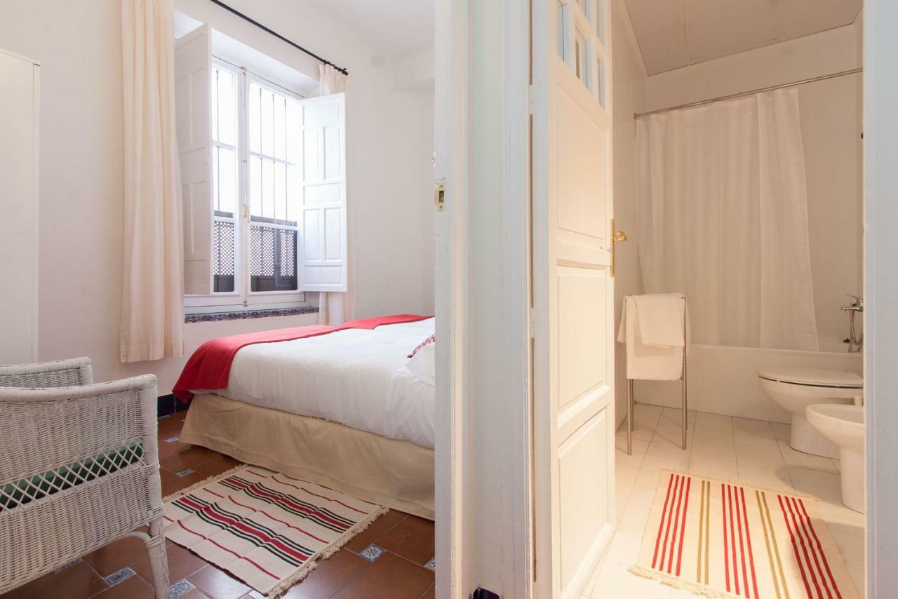 Casa De Tintes Apartment Seville
