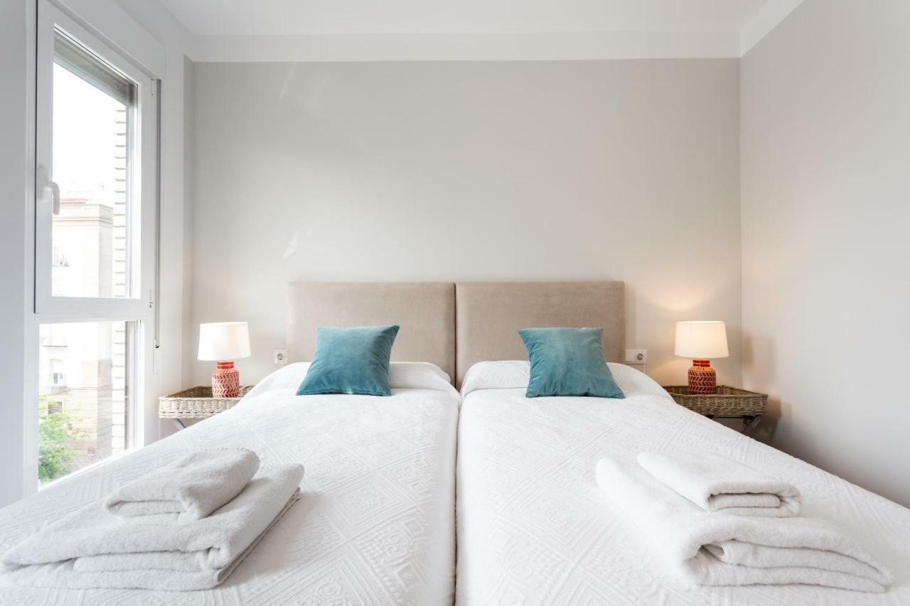 Apartamento Rg Florida Muralla Alcázar *
