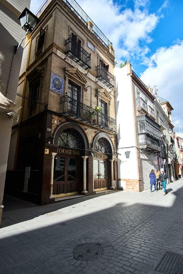 Ohliving Cathedral * Seville