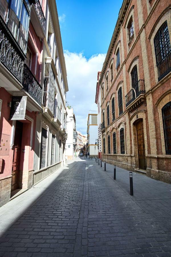 Ohliving Cathedral * Seville