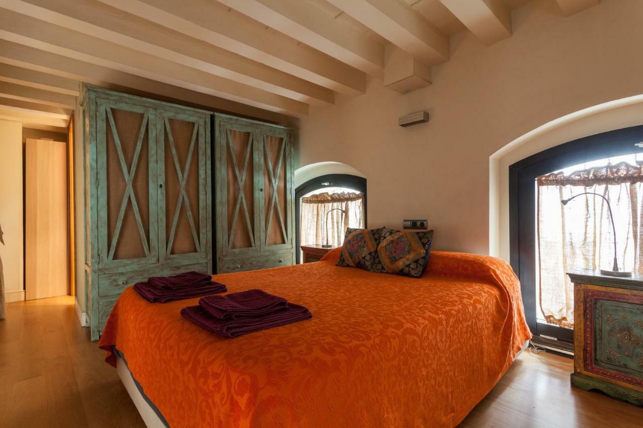 Apartment Muralla - Wall Seville