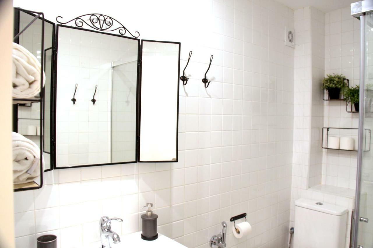 Alhondiga Center Apartment