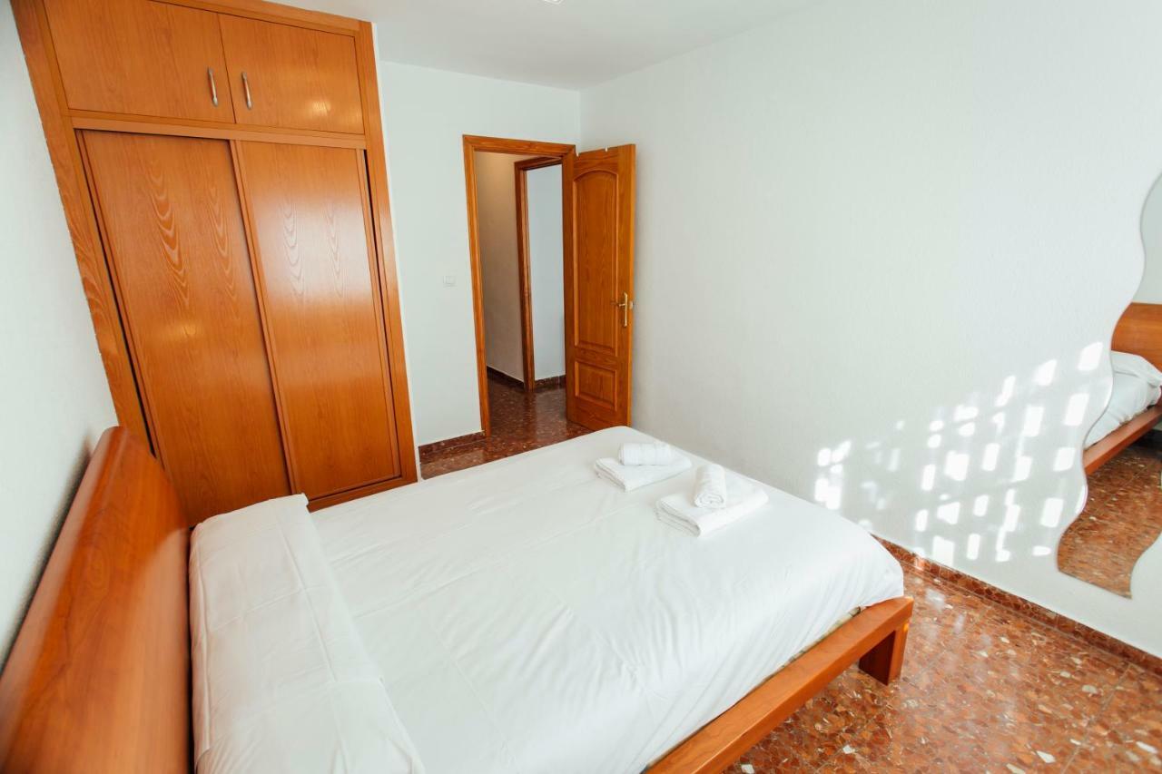 Apartment Comfortable- 2bd 1bth- Triana *