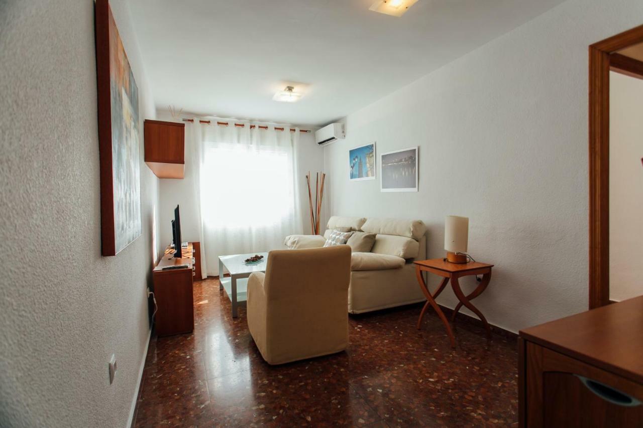 Comfortable- 2bd 1bth- Triana * Seville