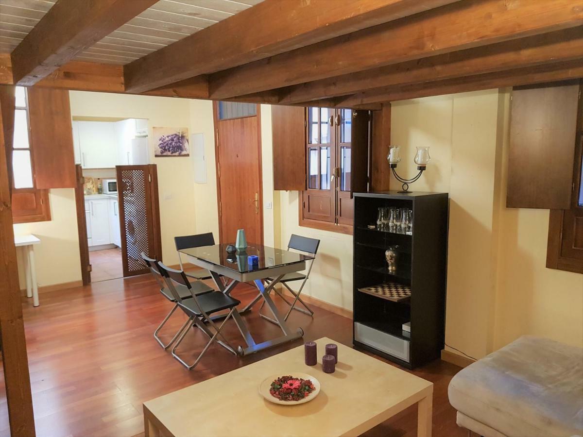 Apartment Feria Palace