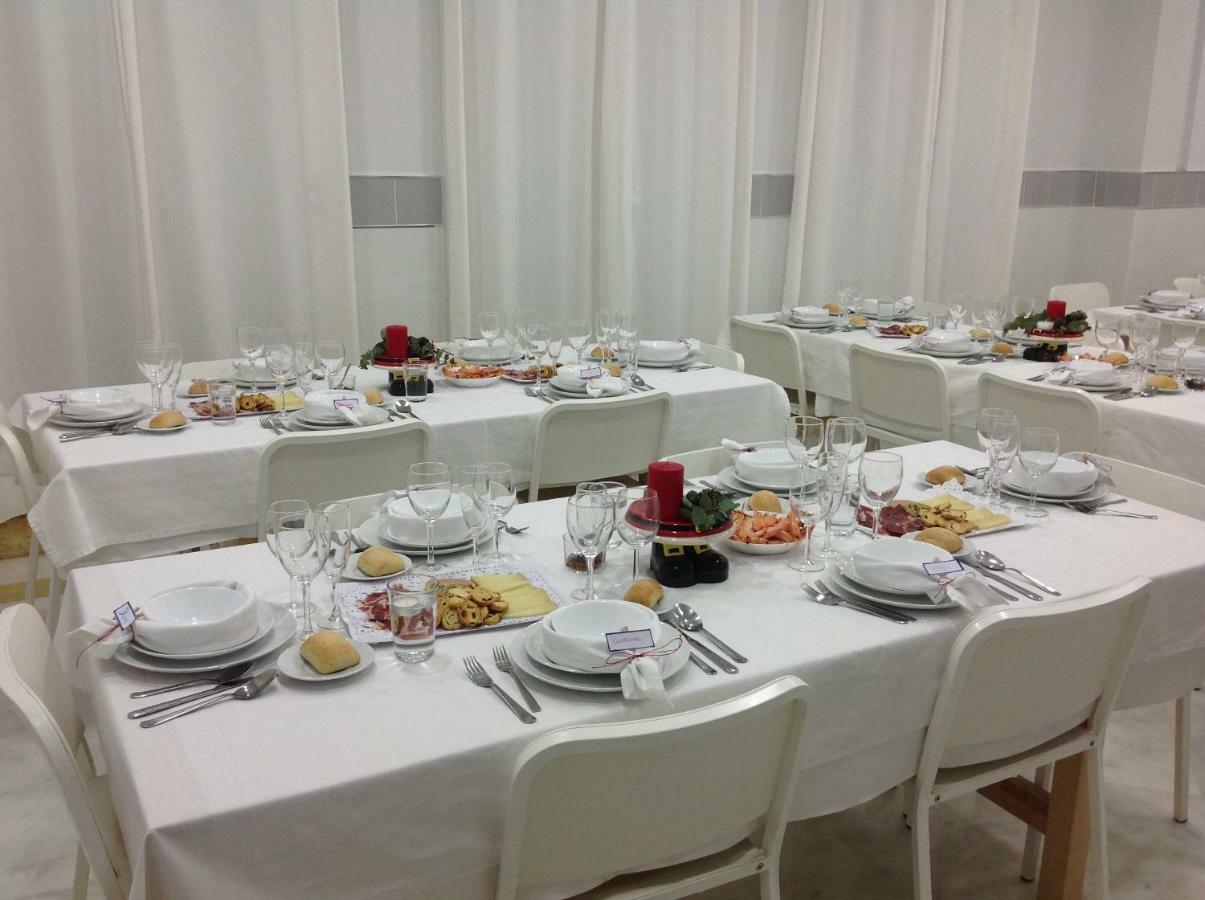 Colegio Mayor Careu - Women Only - Community Apartment *
