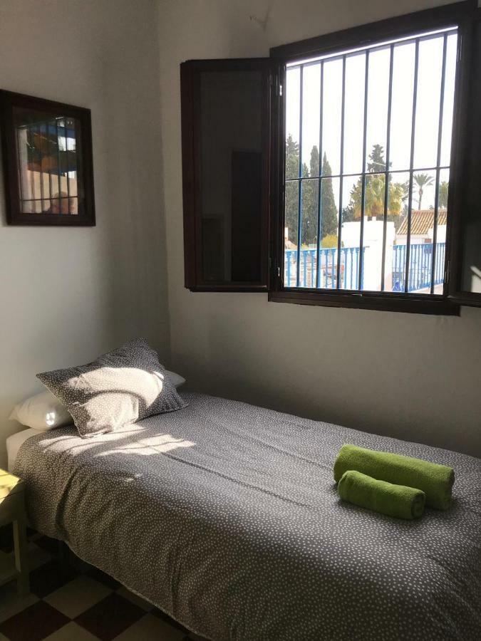Plaza Elvira Atico- Penthouse Next To Cathedral Apartment