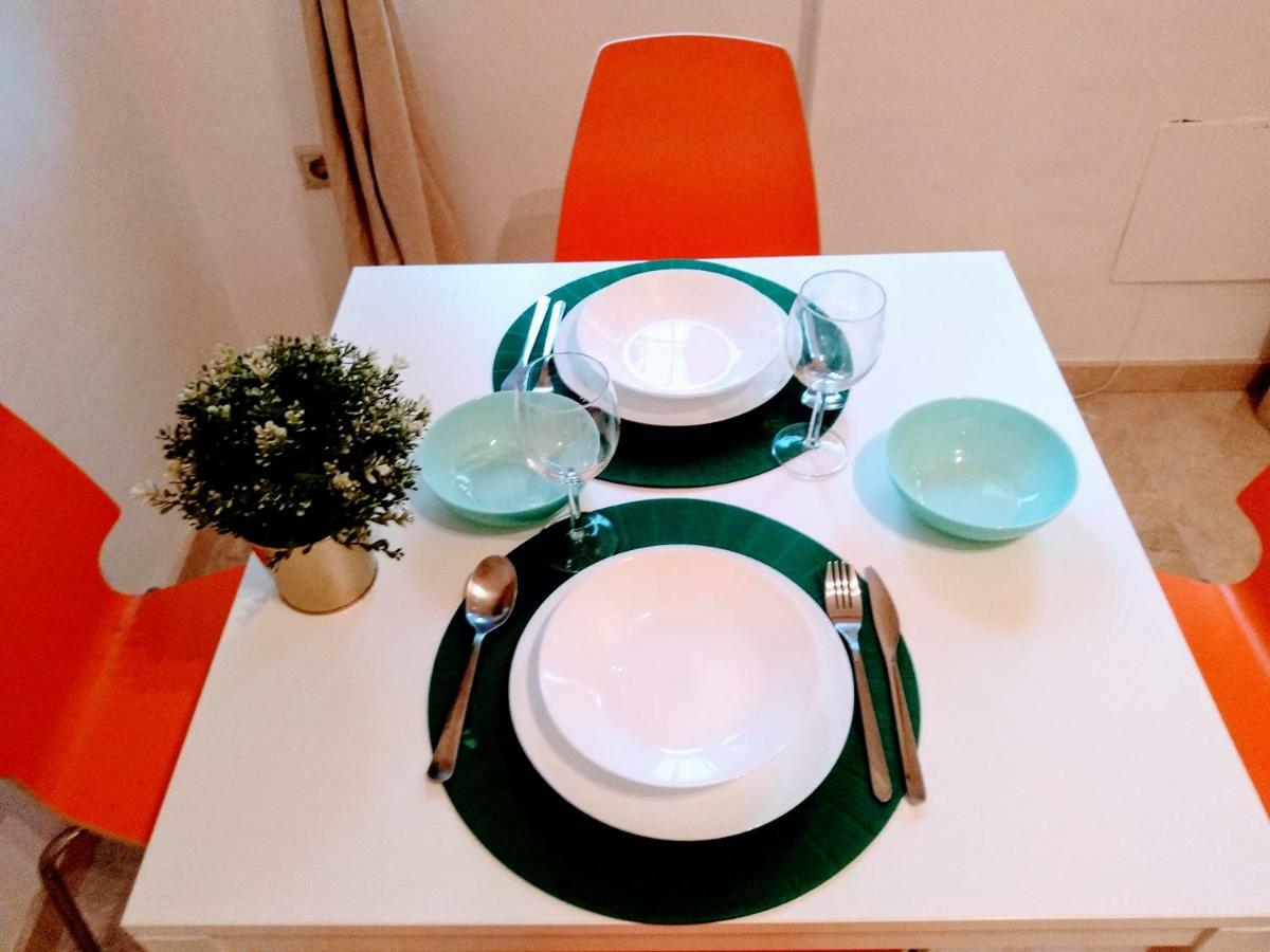 Barqueta Wish-suite Seville