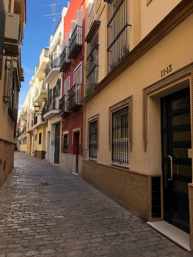 Serva La Bari Shared Seville