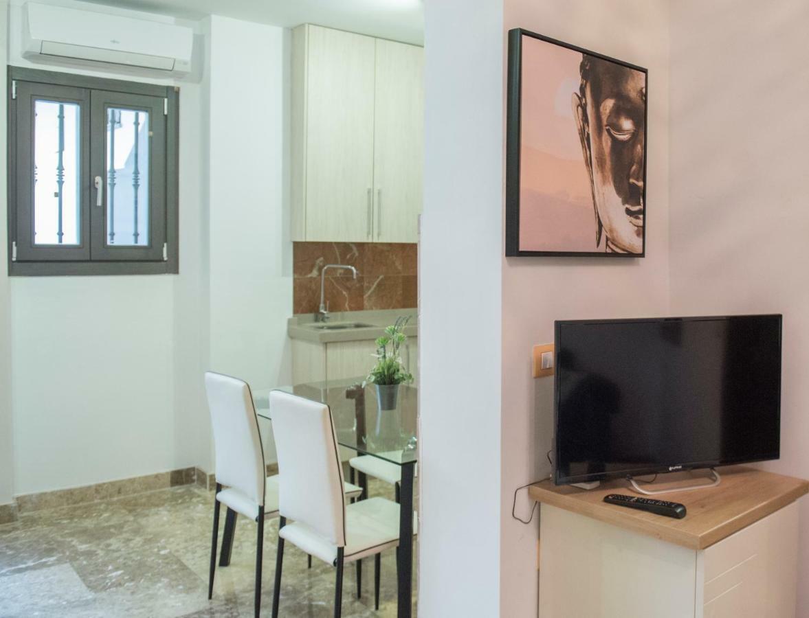 Luxury Puente De Triana Apartment