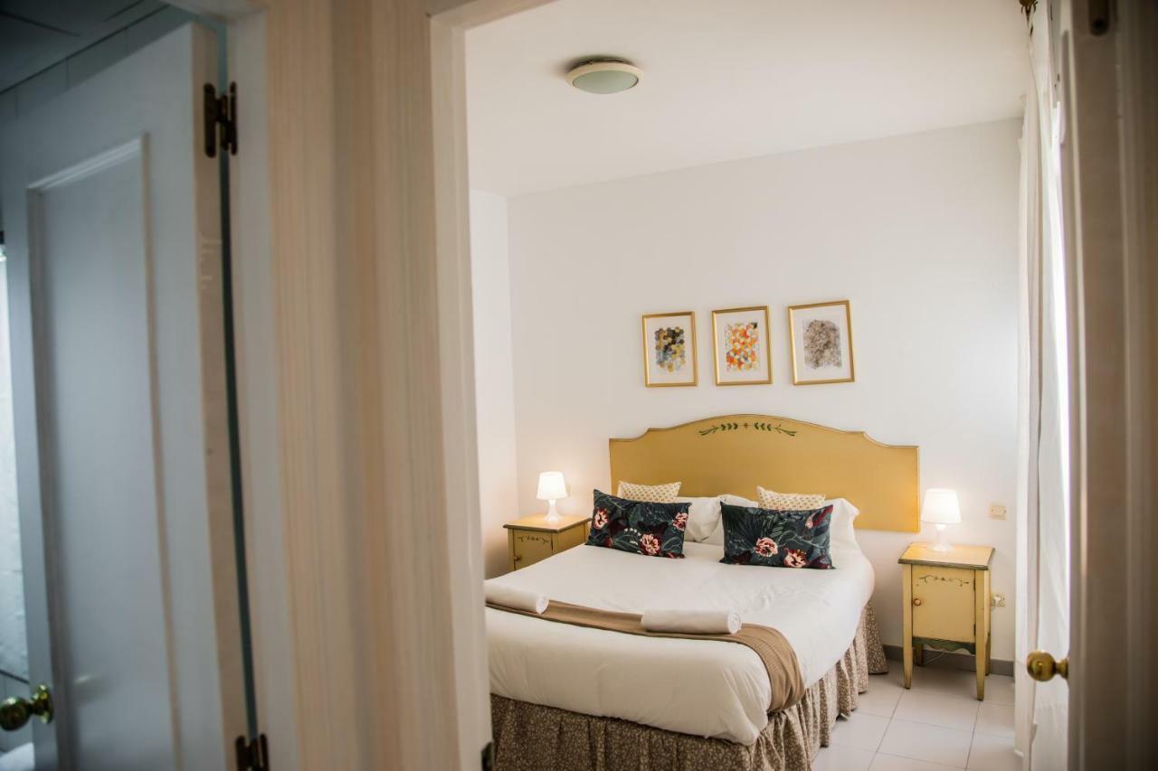 Alameda's Pearl With Parking Apartment