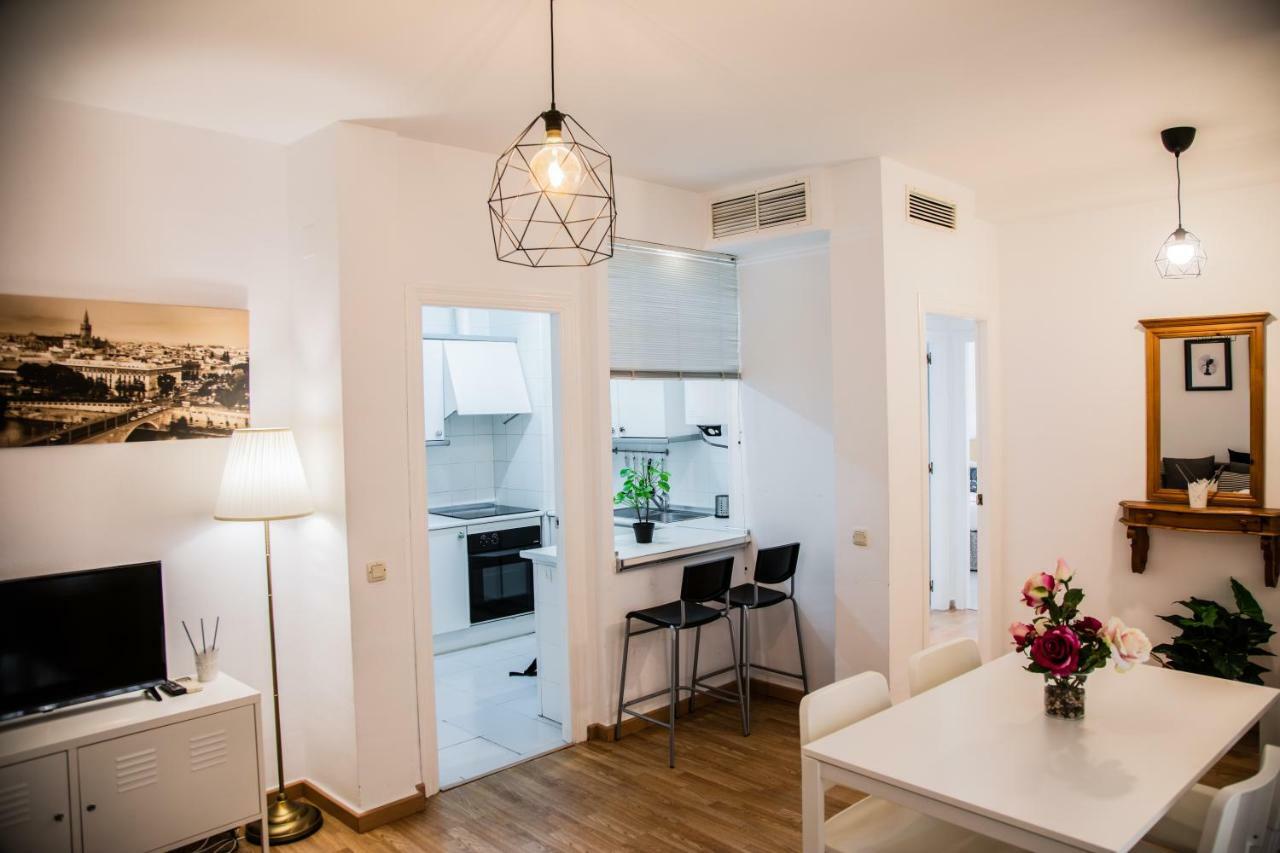 Alameda's Pearl With Parking * Seville