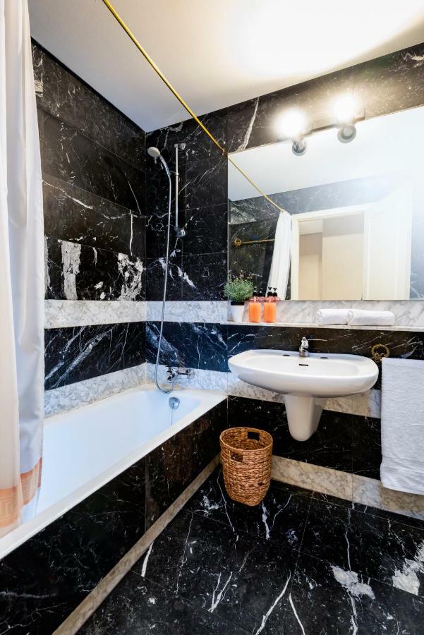 Hsh Suites Republica