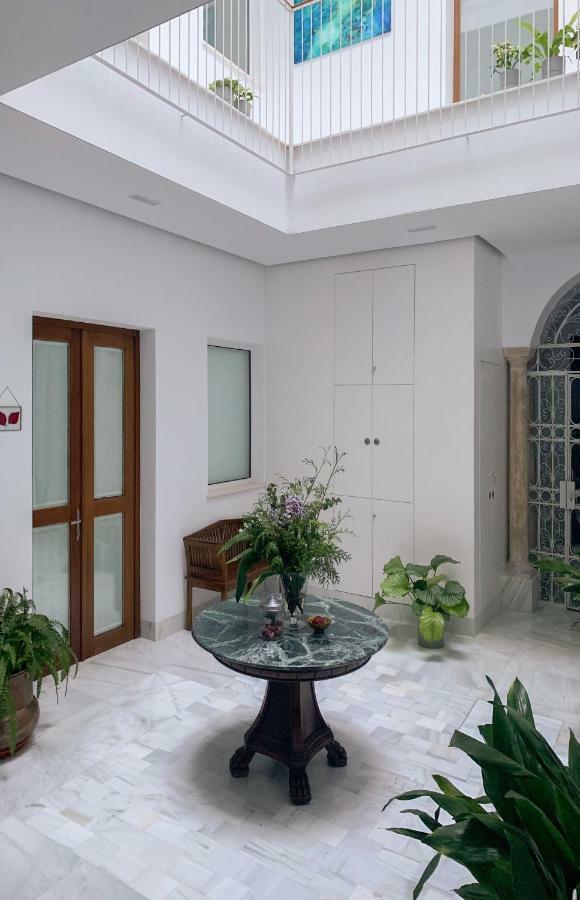 La Casa Del Lagar 10 Seville