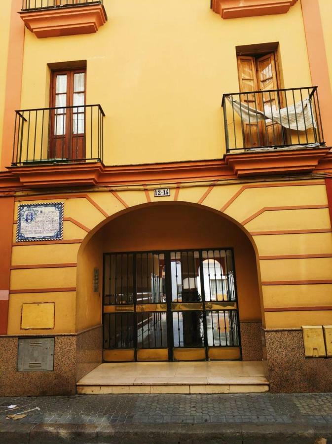 Apartment Triana Pureza 12-14 *