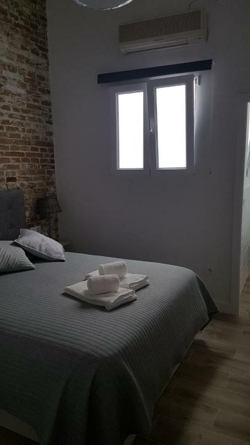 Luxury In Triana Close To The River Seville