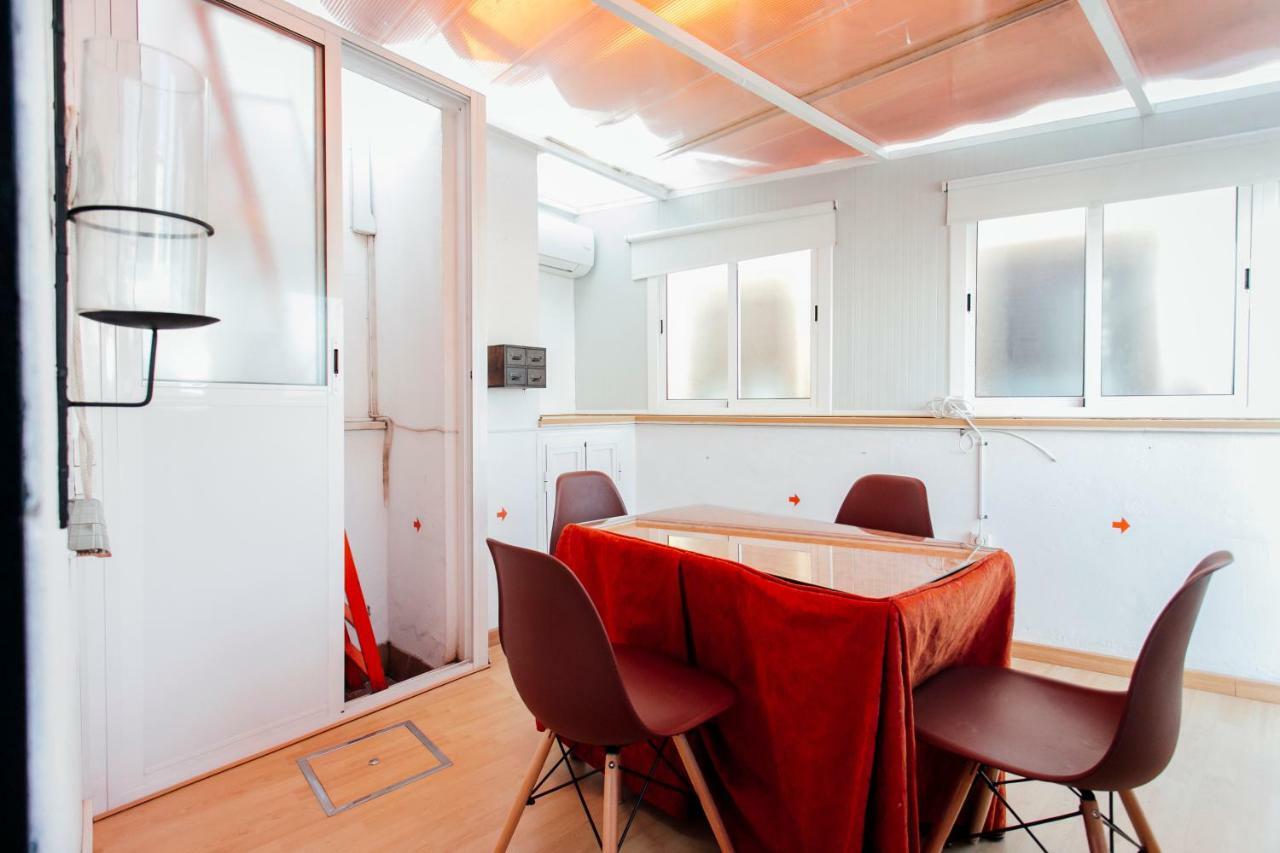 Bright Duplex W/ Terrace Apartment