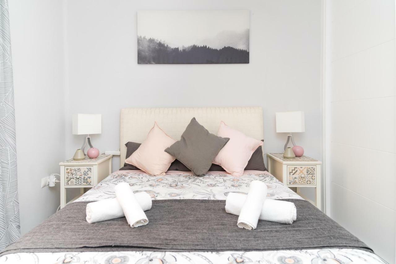 Apartment Spectacularly Updated For Large Groups! *