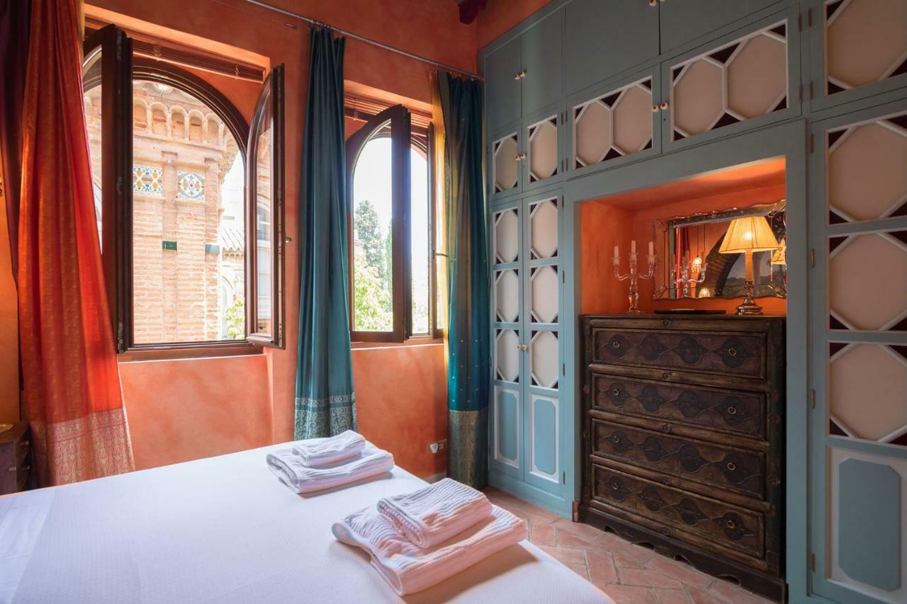 Oriental Gardens Views 2 Pax * Seville