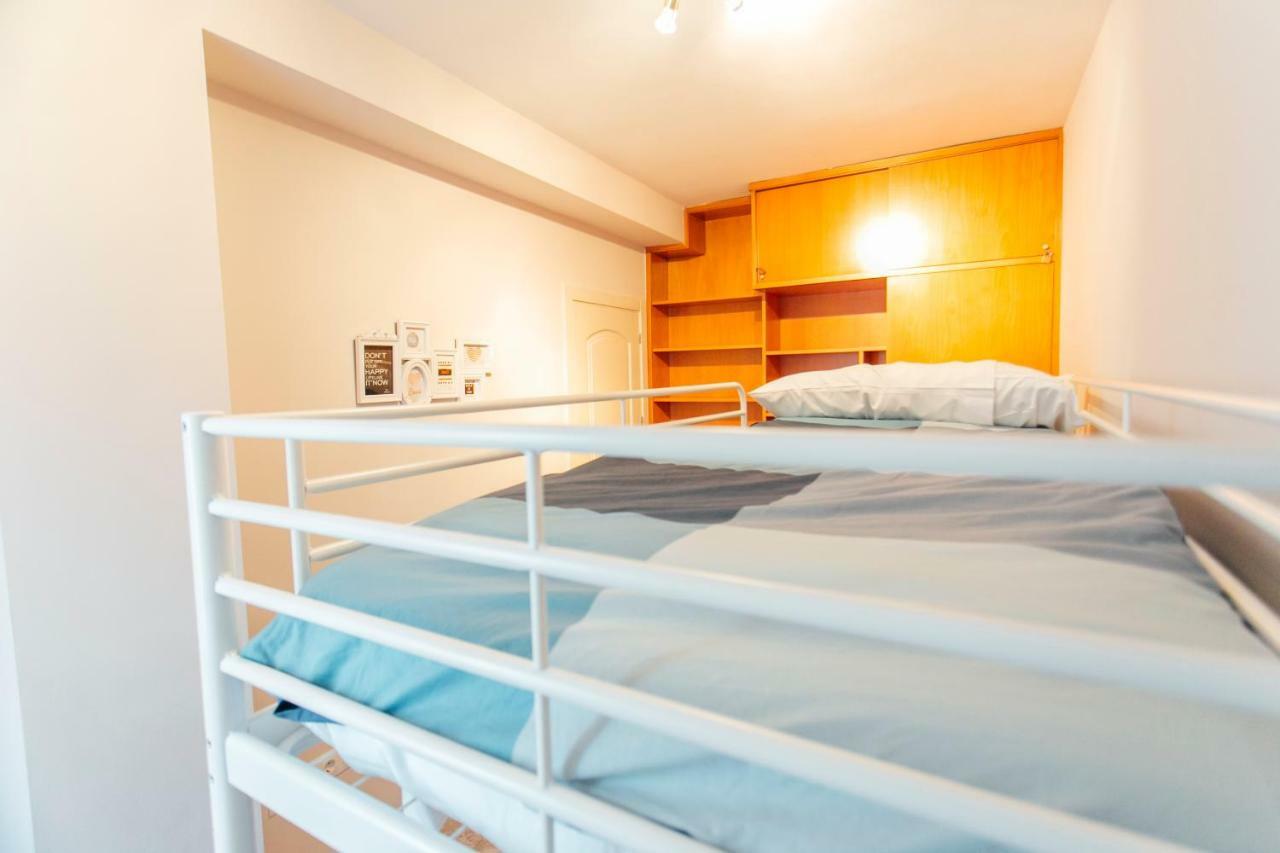 Wide And Diaphanous- 3bd 2bth- Alcazar Seville