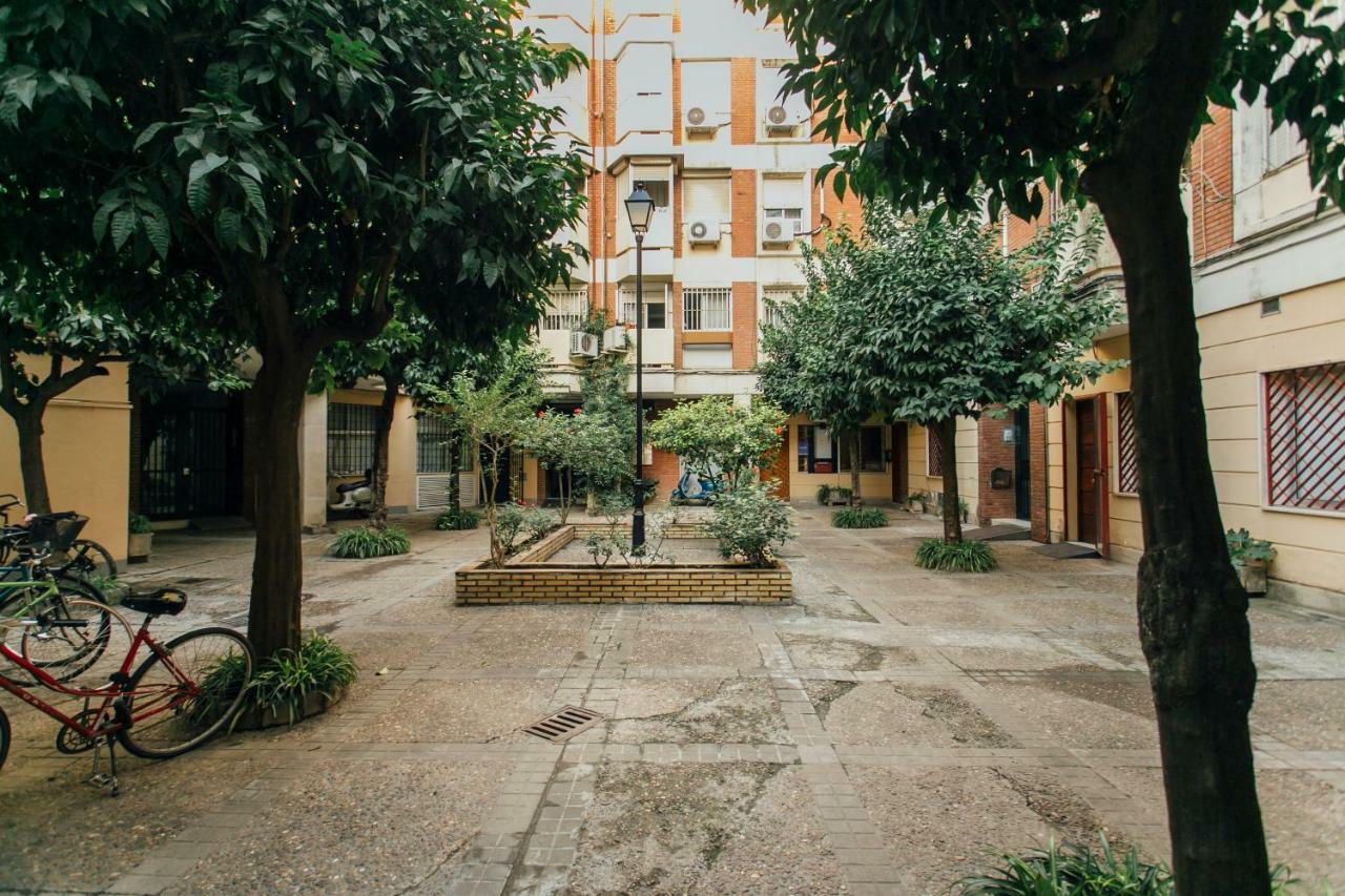 Wide And Diaphanous- 3bd 2bth- Alcazar Seville