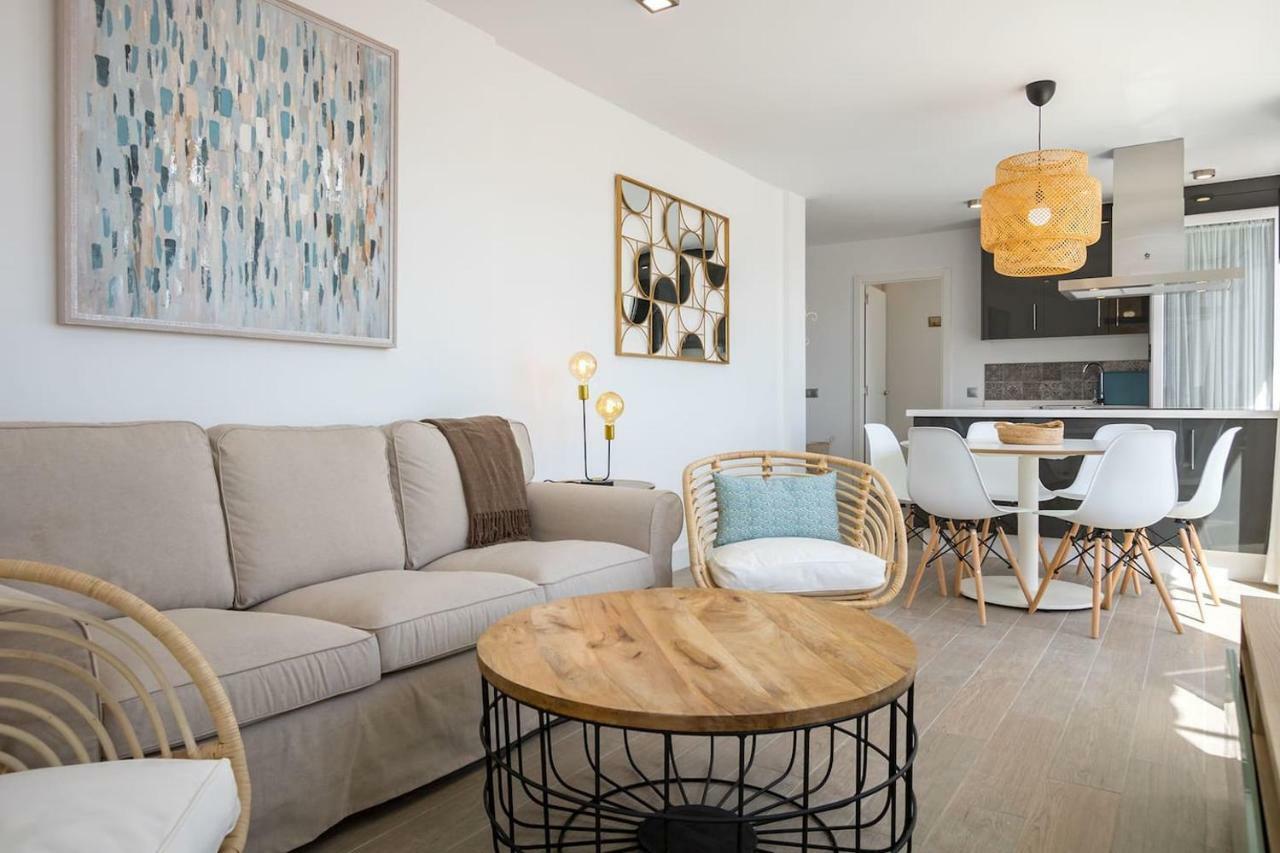 Apartment Triana Deluxe Skyview *