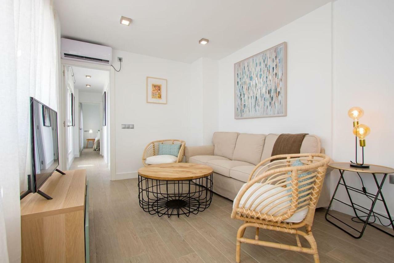 Apartment Triana Deluxe Skyview *