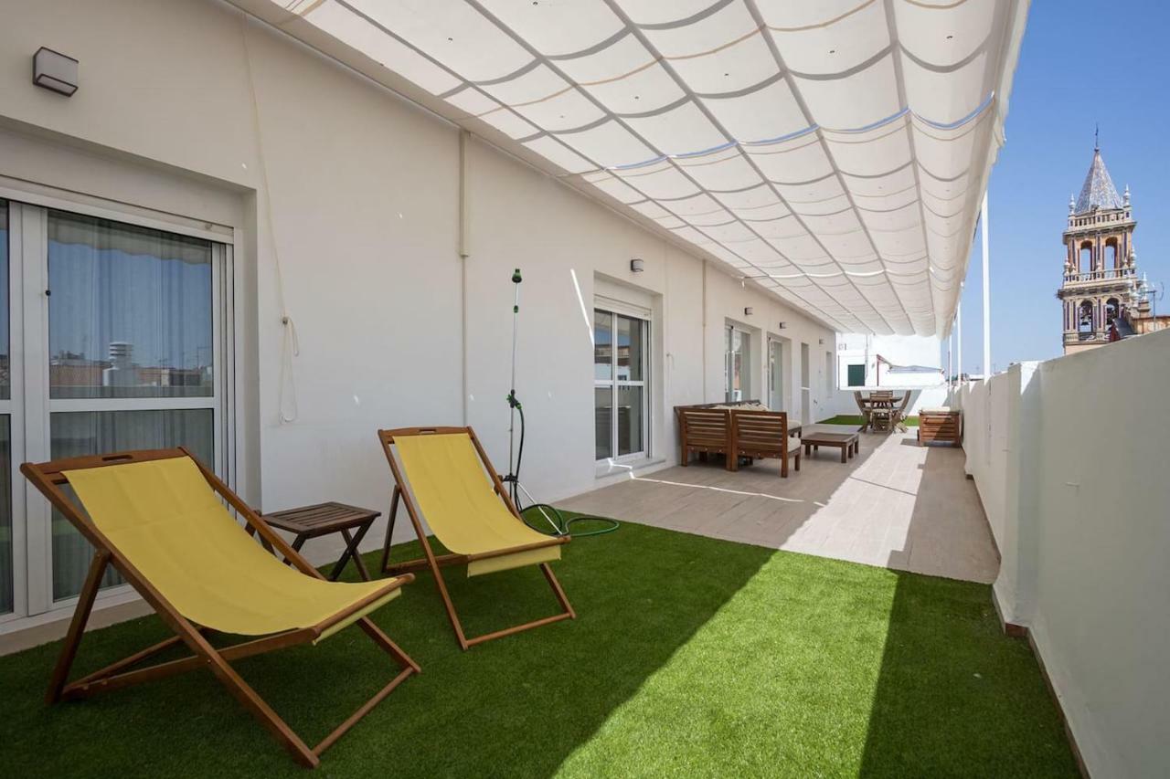 Apartment Triana Deluxe Skyview