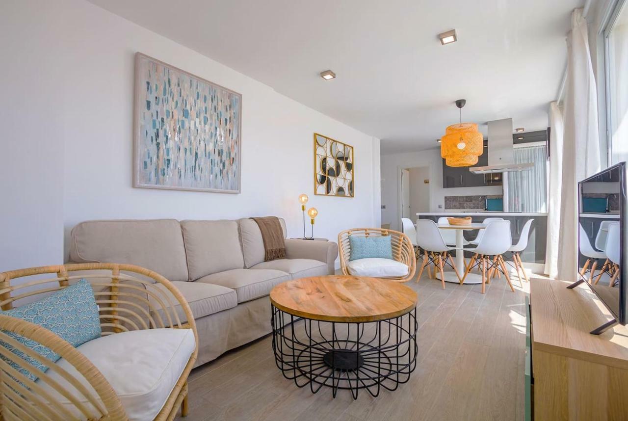 Apartment Triana Deluxe Skyview *